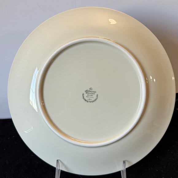 Seltmann Weiden Elegant Cream and Gold Dinner Plate 9 1/2“   Set of 3. - Picture 4 of 6